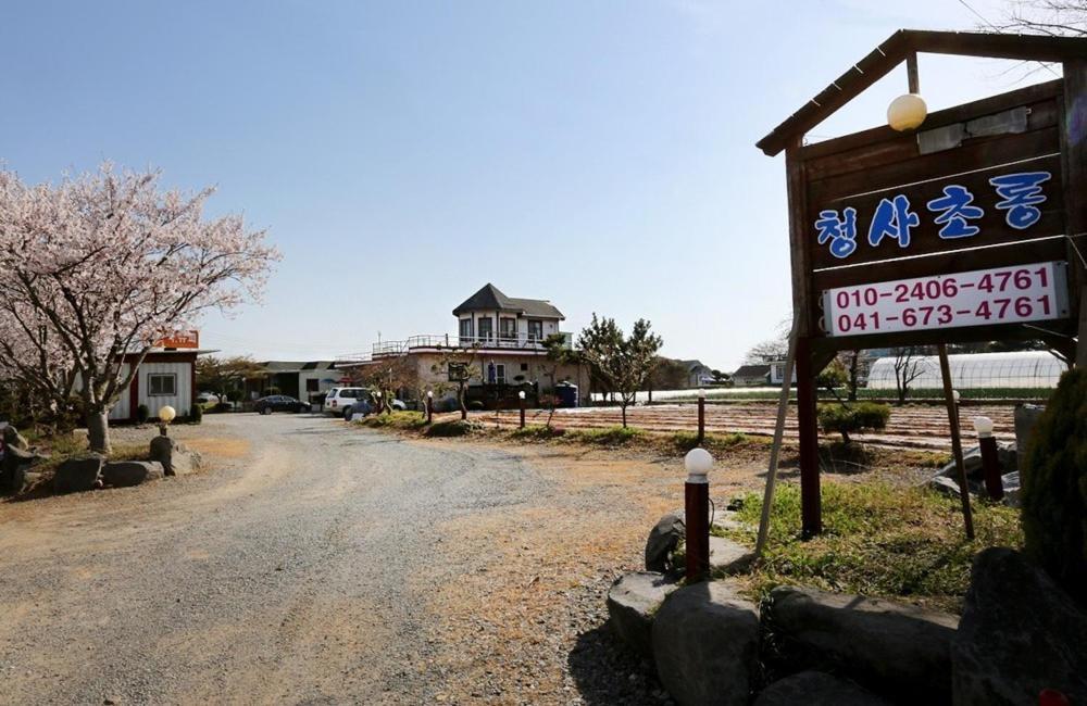 Cheongsachorong Pension Gapyeong Taean Bagian luar foto